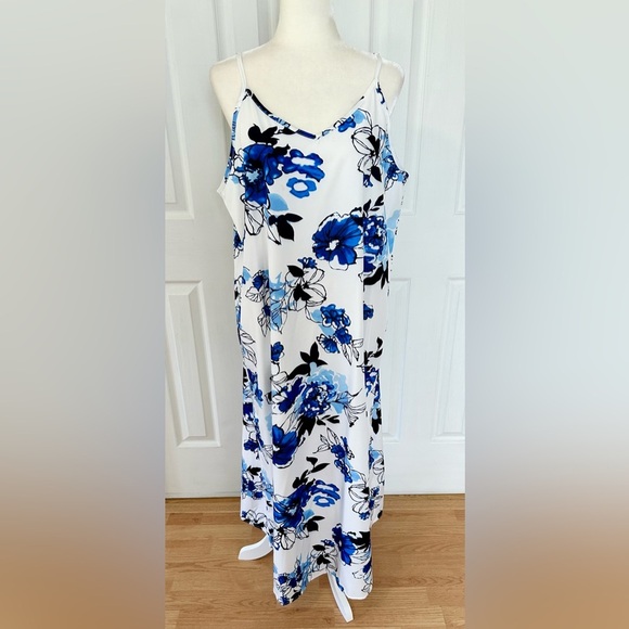 New 2 piece dress set maxi woman size 2xlarge flowered blues wedding/shower - Picture 4 of 14